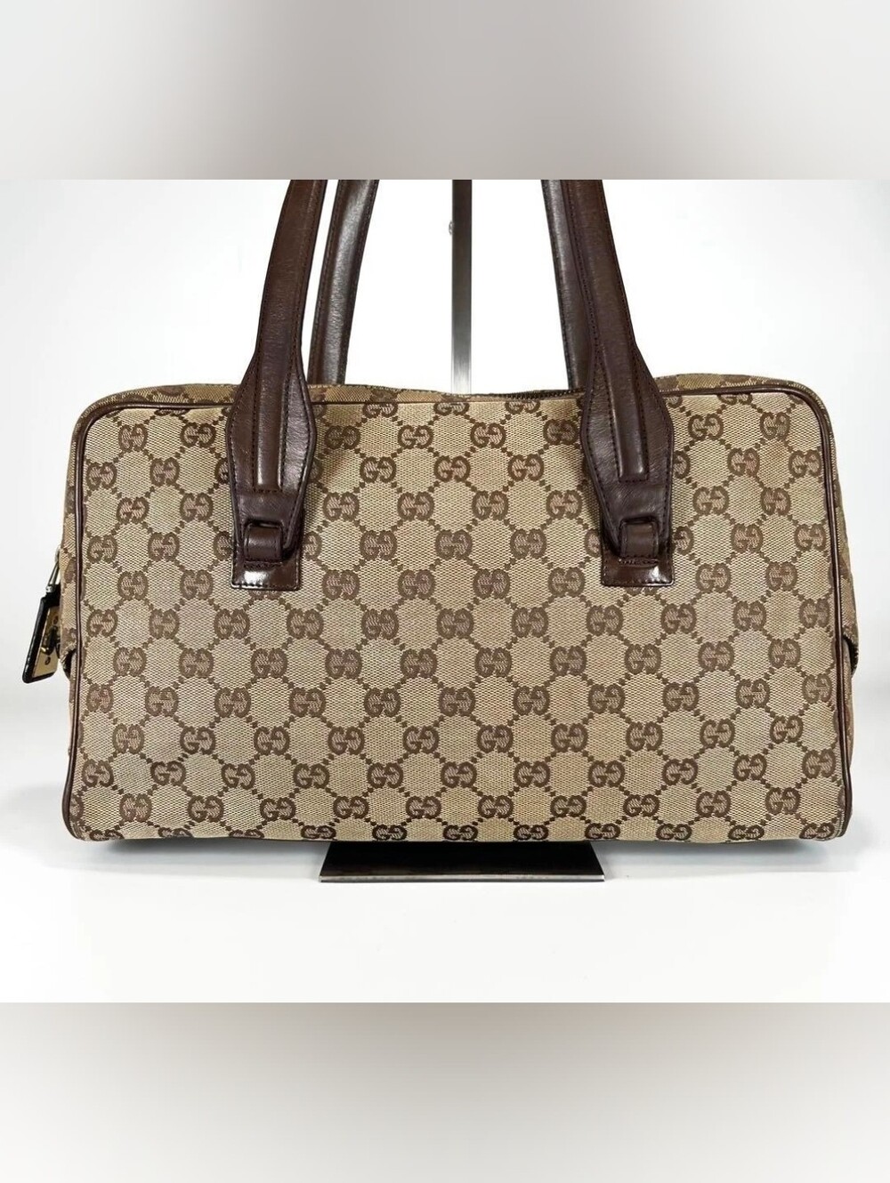 Authentic Vintage Gucci GG Canvas Boston Bag or Shoulder Bag - Picture 2 of 13